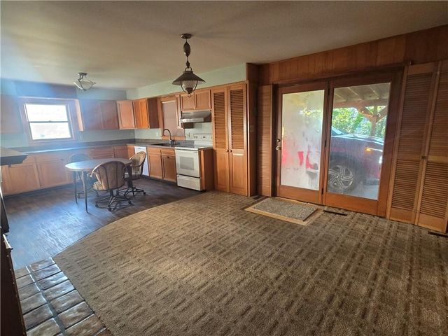 402 Jefferson Street, Waverly, MO 64096