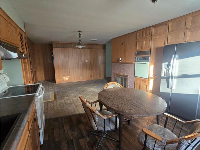 402 Jefferson Street, Waverly, MO 64096