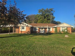 402 Jefferson Street, Waverly, MO 64096