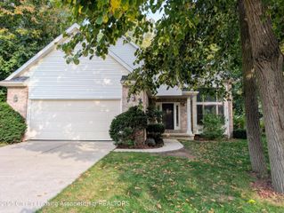 1260 Astwood Mews Lane, St. Johns, MI 48879