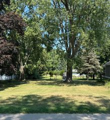 342 Fremont Street, Douglas, MI 49406
