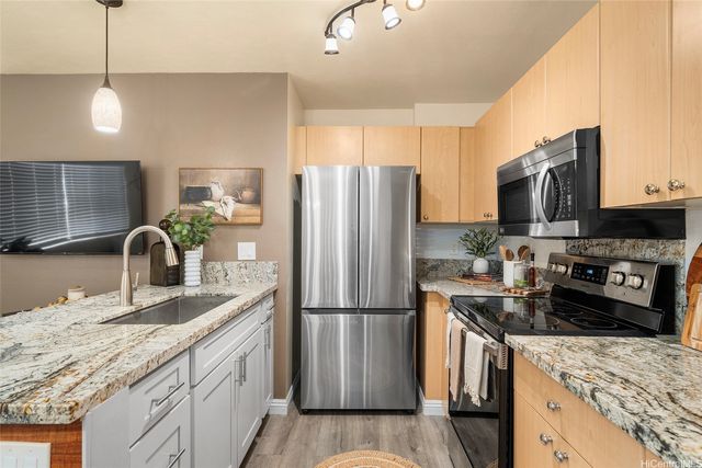 91-1029 Laulauna Street 17B, Ewa Beach, HI 96706