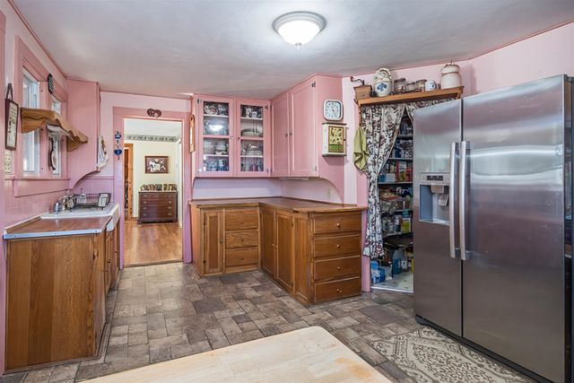 268 Furnace Road, Pittsford, VT 05763
