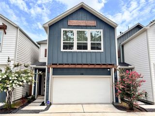 958 Highland Sound Lane, Houston, TX 77091