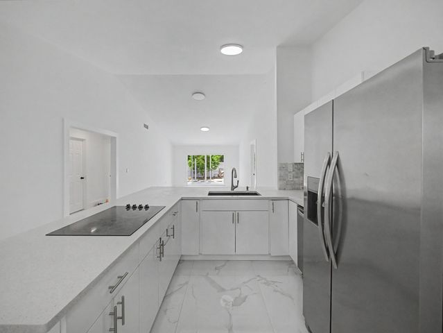 8464 Lake Worth Court, Wellington, FL 33467
