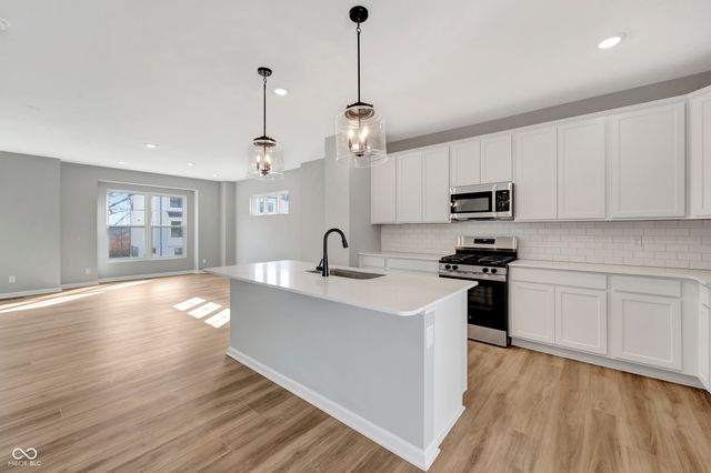 4494 Yellowwood Avenue, Brownsburg, IN 46112