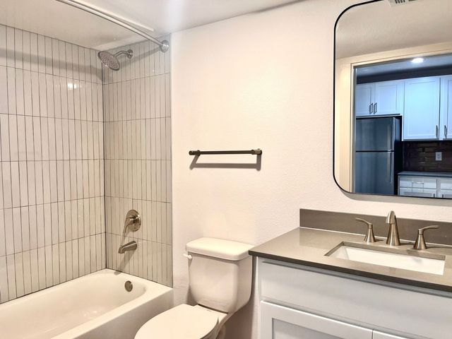 125 E 8th Street 206, Dallas, TX 75203