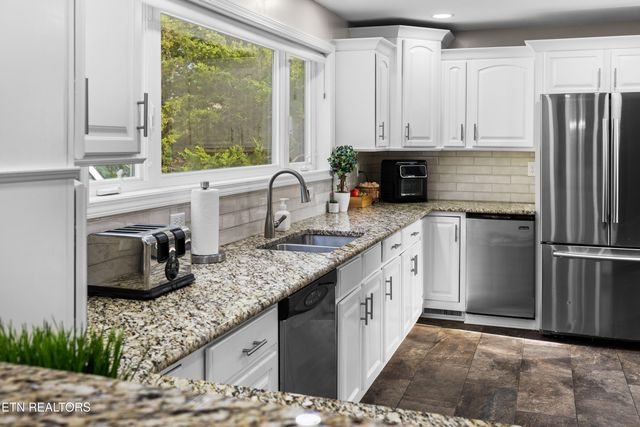153 Finchum Lane, Sevierville, TN 37876