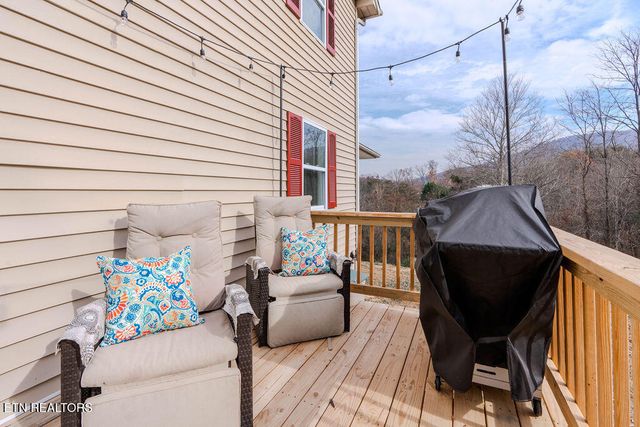 153 Finchum Lane, Sevierville, TN 37876