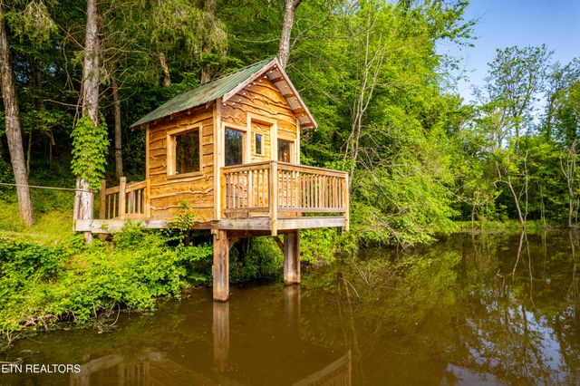 153 Finchum Lane, Sevierville, TN 37876