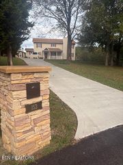 153 Finchum Lane, Sevierville, TN 37876