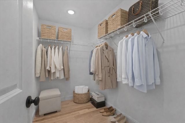 262-1 Midland Avenue, South Burlington, VT 05453