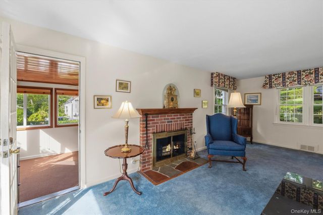 999 Knollwood Road, White Plains, NY 10603