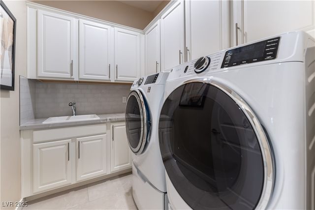 11659 Falcon Gorge Avenue, Las Vegas, NV 89138