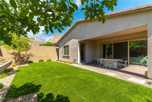 11659 Falcon Gorge Avenue, Las Vegas, NV 89138