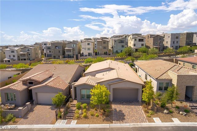 11659 Falcon Gorge Avenue, Las Vegas, NV 89138