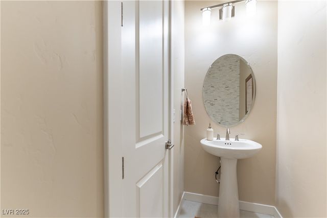 11659 Falcon Gorge Avenue, Las Vegas, NV 89138