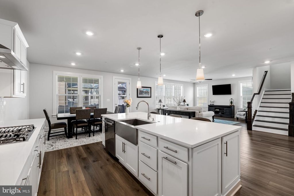 Image 44 of property listing at 15503 TWIN RIVER CIR, Bowie, MD 20716