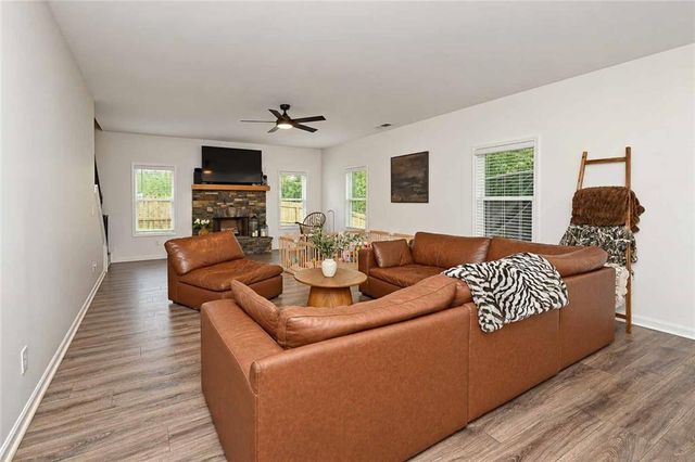 124 Turkey Creek Trail, Carrollton, GA 30117