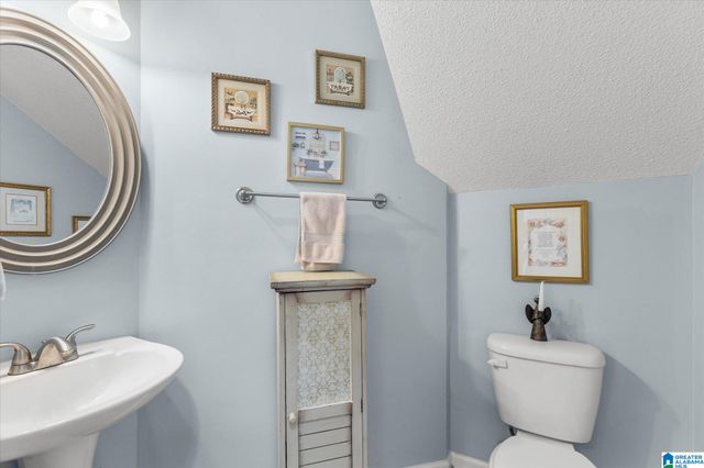 120 MEADOW VIEW CIRCLE, Pelham, AL 35124