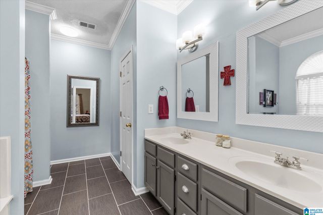 120 MEADOW VIEW CIRCLE, Pelham, AL 35124