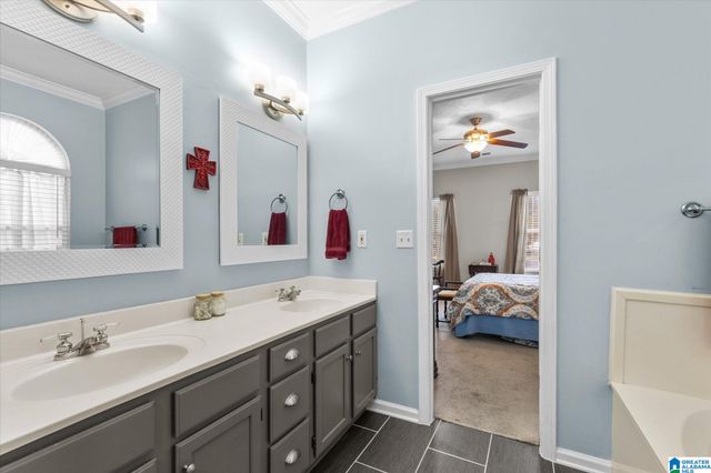 120 MEADOW VIEW CIRCLE, Pelham, AL 35124