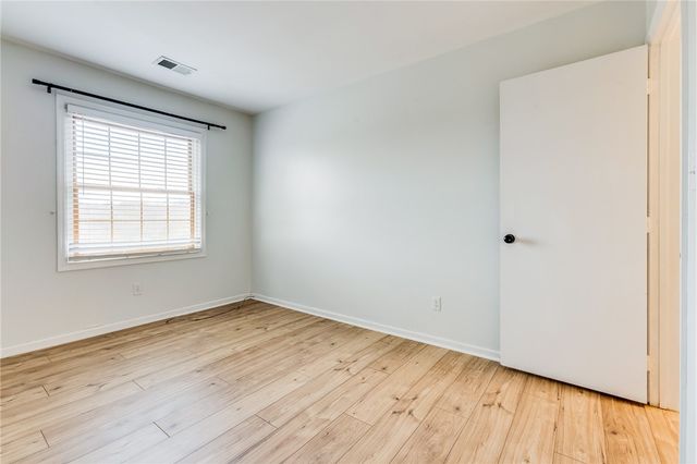 1060 Chatham Park Dr H, Scott Twp, PA 15216