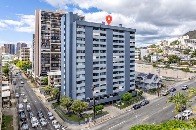 824 Kinau Street 902, Honolulu, HI 96813