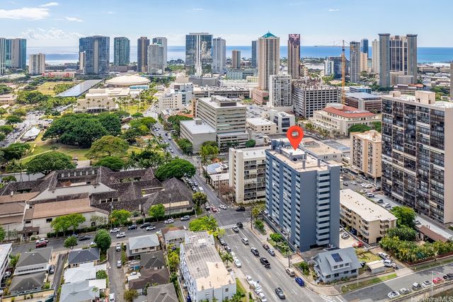 824 Kinau Street 902, Honolulu, HI 96813