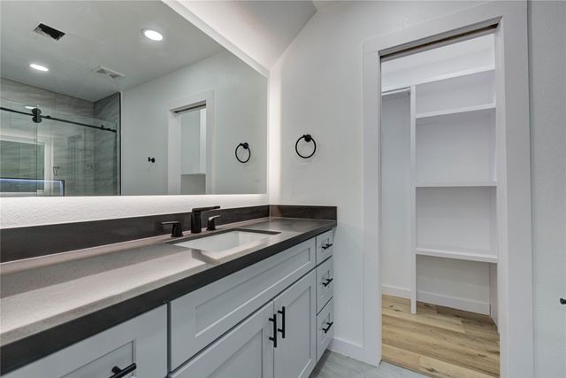 3223 Cherry Hills Drive, Missouri City, TX 77459