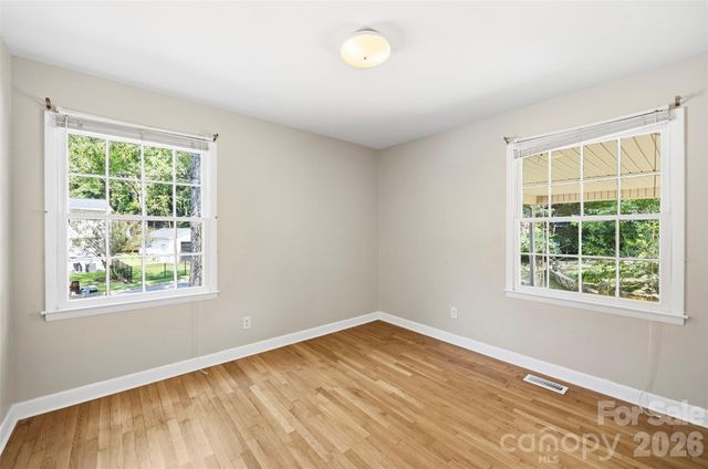 1400 Lynhurst Drive, Gastonia, NC 28054