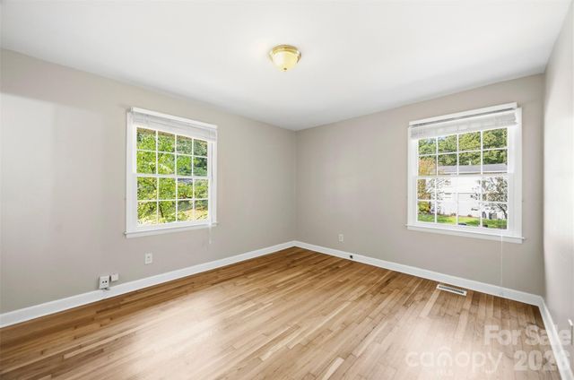 1400 Lynhurst Drive, Gastonia, NC 28054