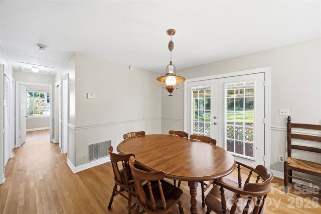 1400 Lynhurst Drive, Gastonia, NC 28054