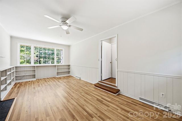 1400 Lynhurst Drive, Gastonia, NC 28054