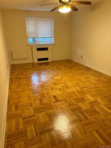153-25 88th Street 1N, Howard Beach, NY 11414