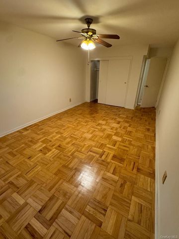 153-25 88th Street 1N, Howard Beach, NY 11414
