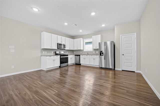 13758 Goldeye Drive, Conroe, TX 77384