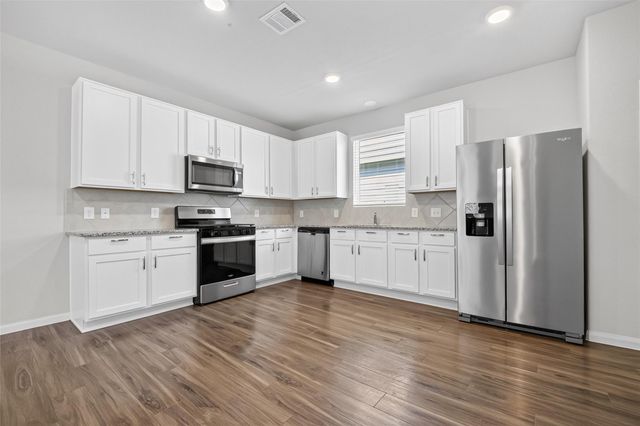 13758 Goldeye Drive, Conroe, TX 77384