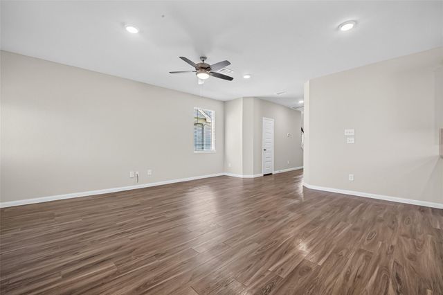 13758 Goldeye Drive, Conroe, TX 77384