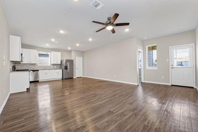 13758 Goldeye Drive, Conroe, TX 77384