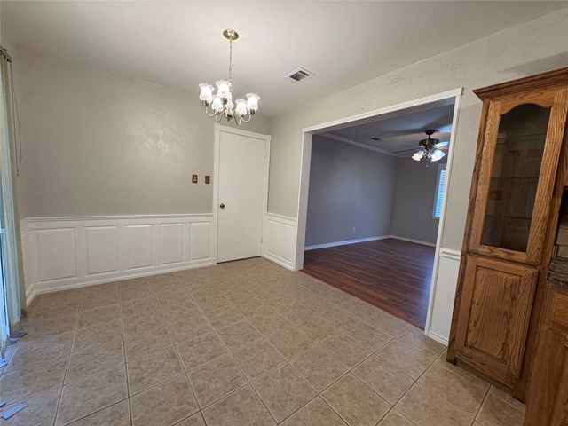 707 Kennedy Avenue, Duncanville, TX 75116