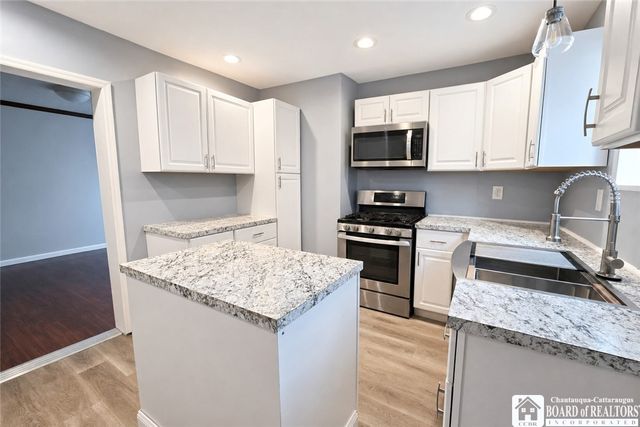 39 Jackson Avenue, Lackawanna, NY 14218