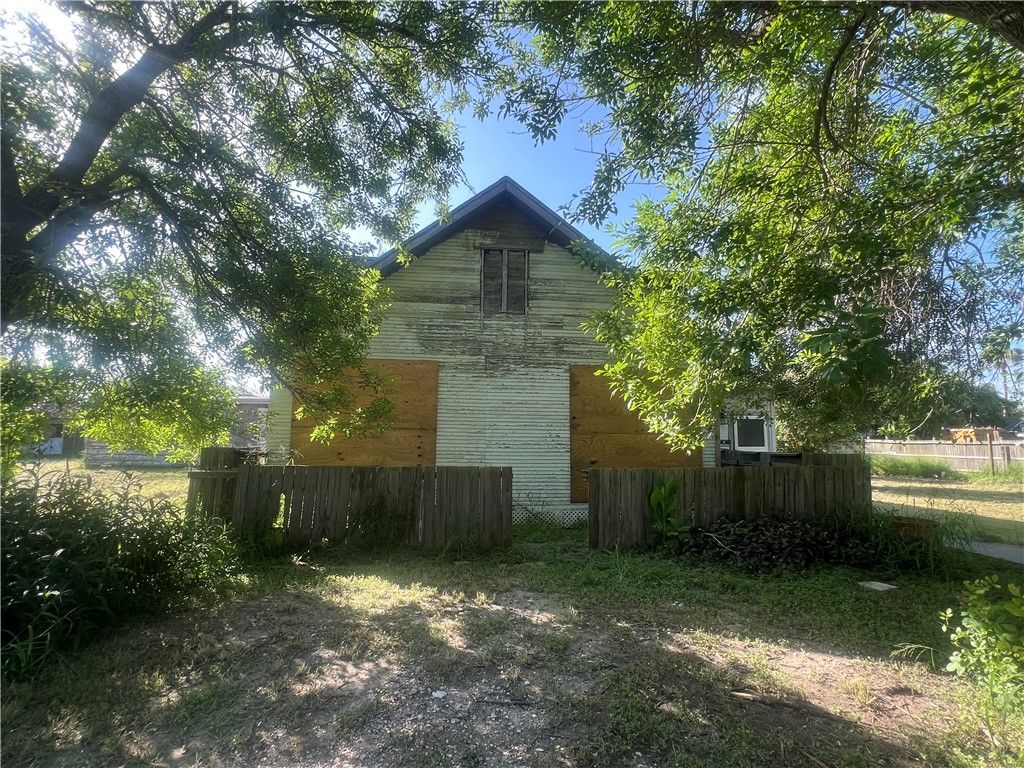 2826 Hargus St, Ingleside, TX 78362 — exterior