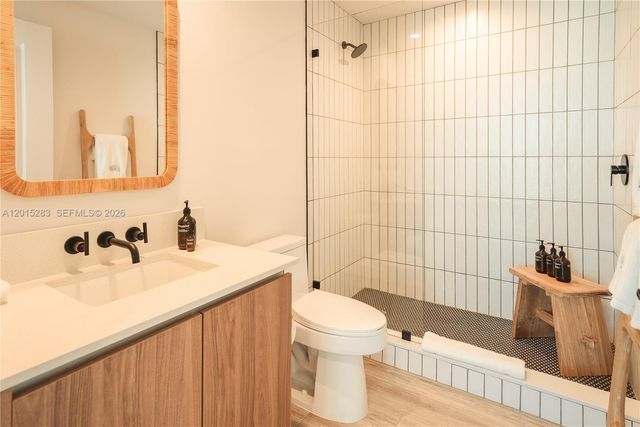 275 SW 6th St 5308, Miami, FL 33130