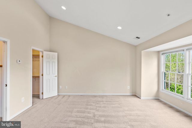 307 OAK KNOLL TER, Rockville, MD 20850
