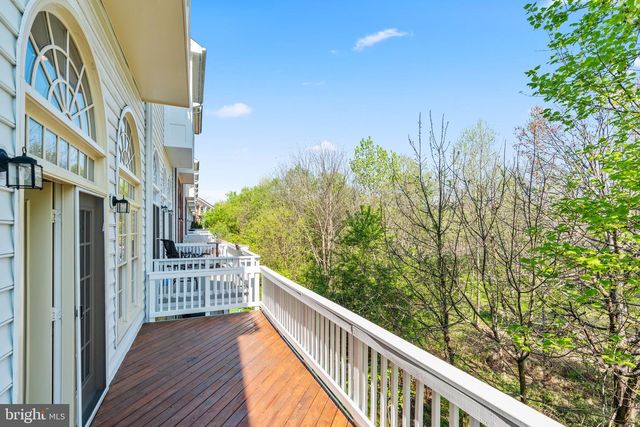 307 OAK KNOLL TER, Rockville, MD 20850