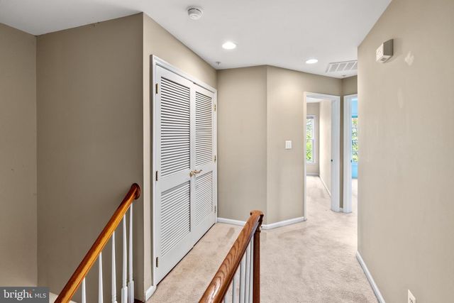 307 OAK KNOLL TER, Rockville, MD 20850