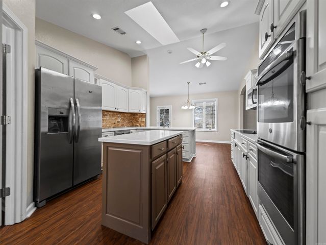 7 Resplandor Loop, Hot Springs Village, AR 71909