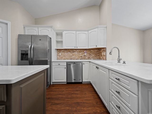 7 Resplandor Loop, Hot Springs Village, AR 71909