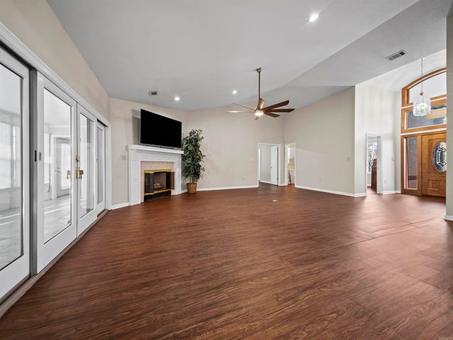 7 Resplandor Loop, Hot Springs Village, AR 71909